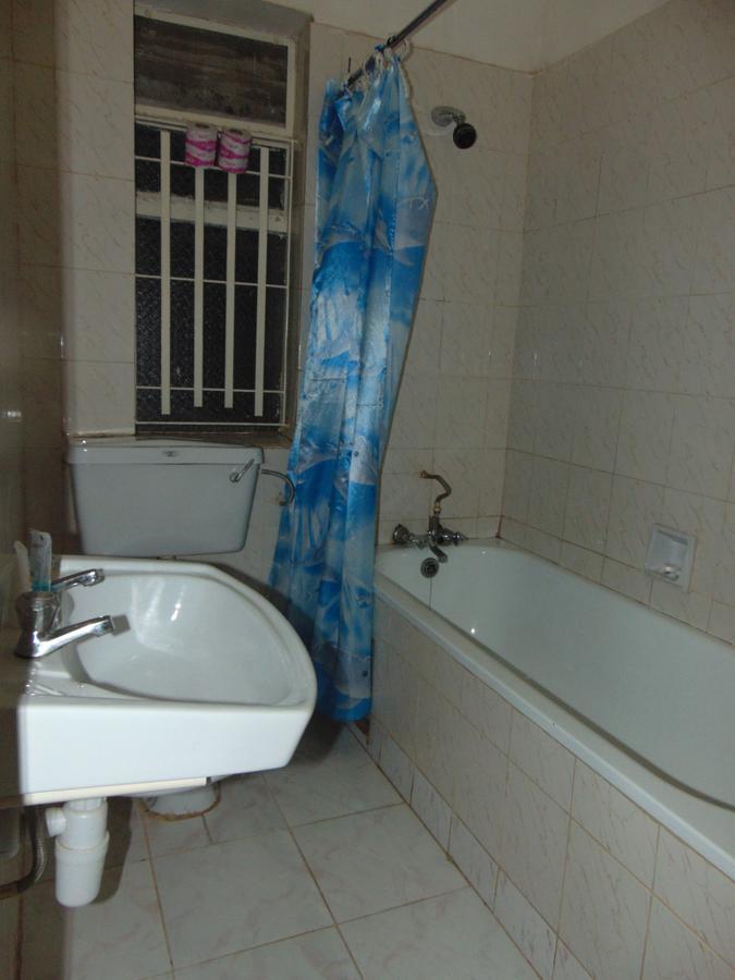 Brisk Hotel Triangle Njeru Dış mekan fotoğraf